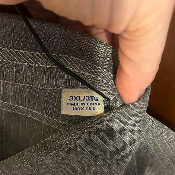 Tommy Bahama Gray Floral Embroidered Shirt - Picture 4 of 4